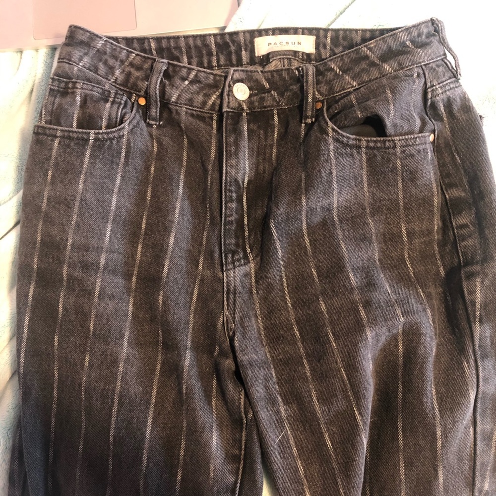 Pacsun black mom/boyfriend jeans